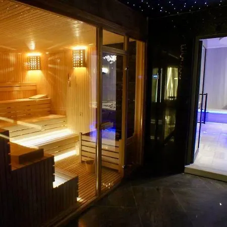 Апартаменты Via Mar - Experience *